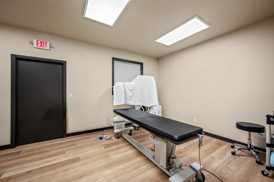 Idaho Pain Clinic: exam room