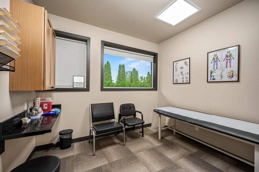 Idaho Pain Clinic: treatment room